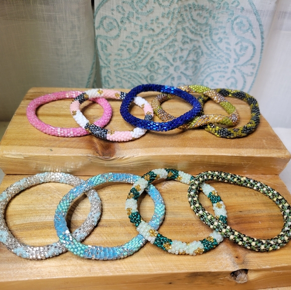 Set of 9 Seed Bead Roll On Bracelets Wholesale Jewelry Lot Handmade - Picture 15 of 15